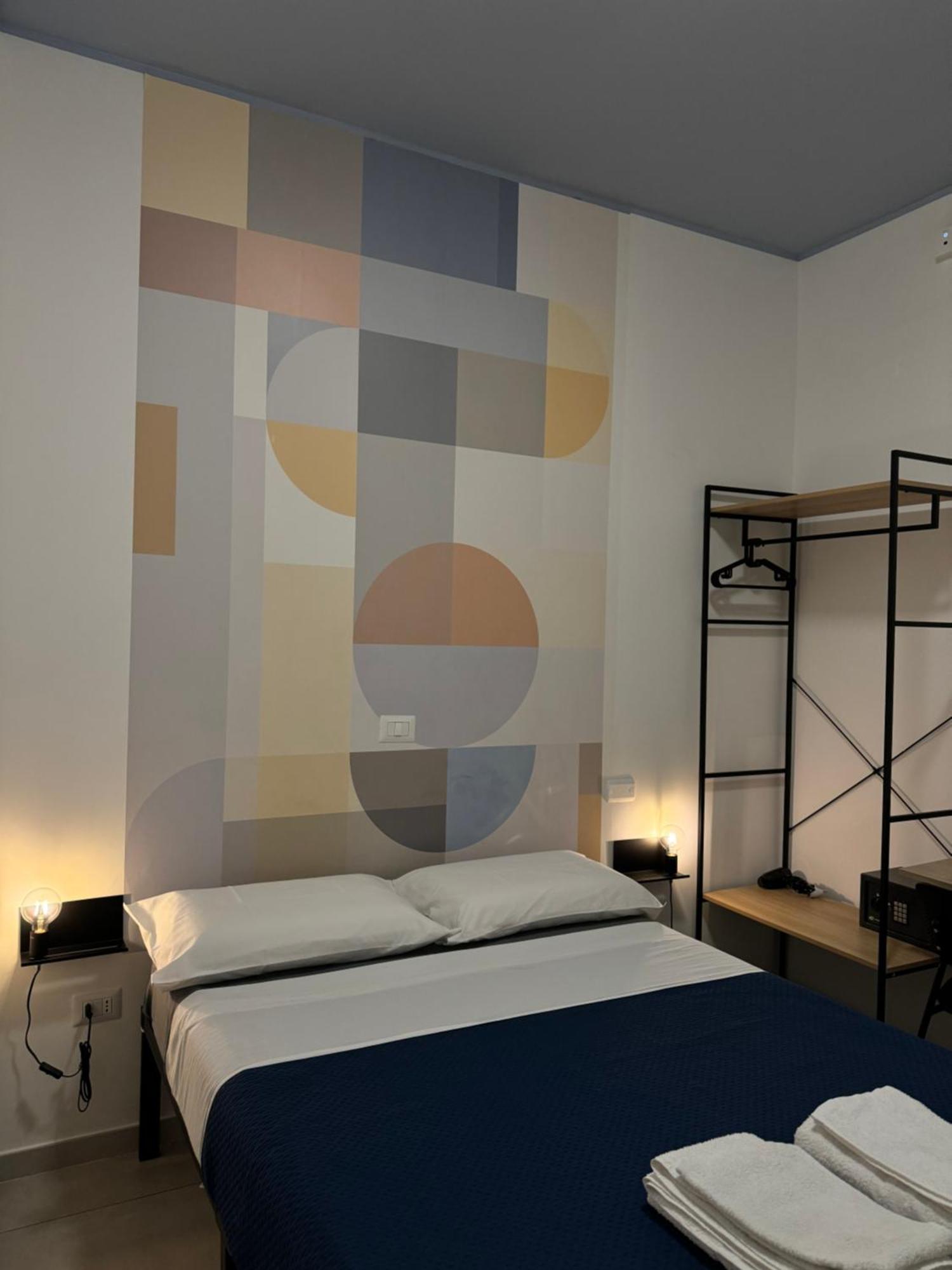 Sleep Inn Toledo - Self Check-In Napoli Bagian luar foto